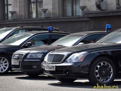 Авто-мото: Российские чиновники пересядут на ВАЗы?